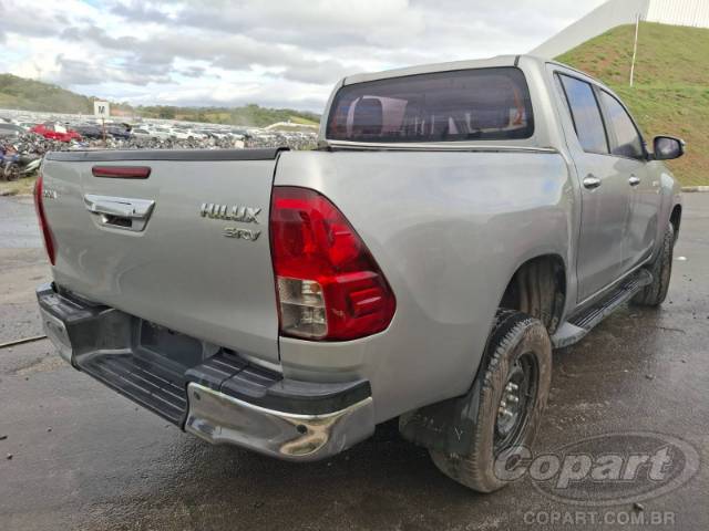 2021 TOYOTA HILUX CD 