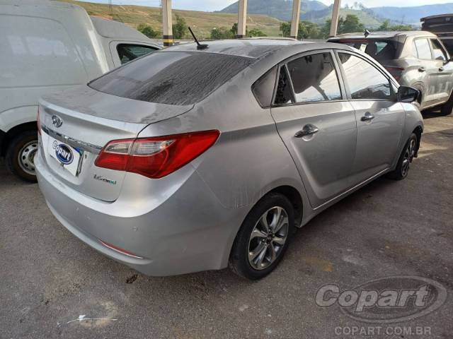 2015 HYUNDAI HB20S 