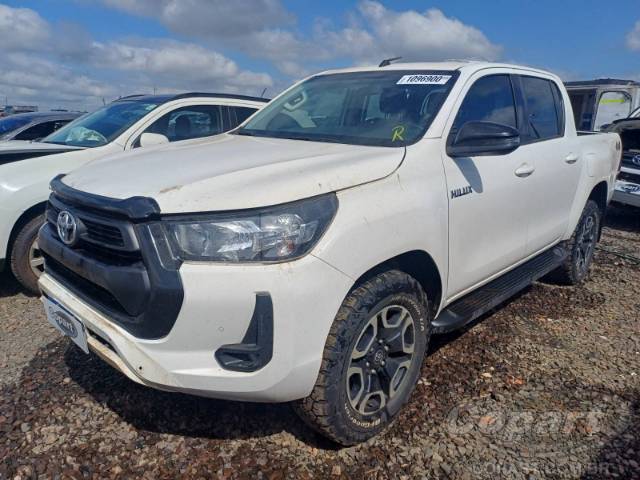 2024 TOYOTA HILUX CD 