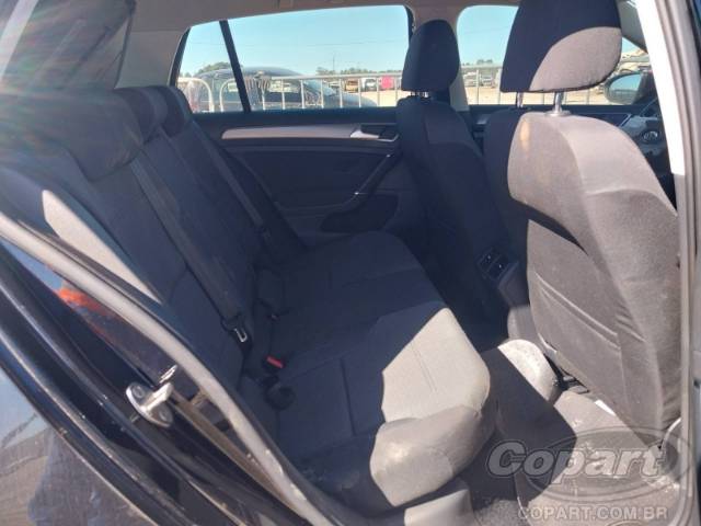2015 VOLKSWAGEN GOLF 