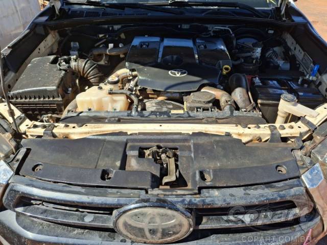 2021 TOYOTA HILUX CD 