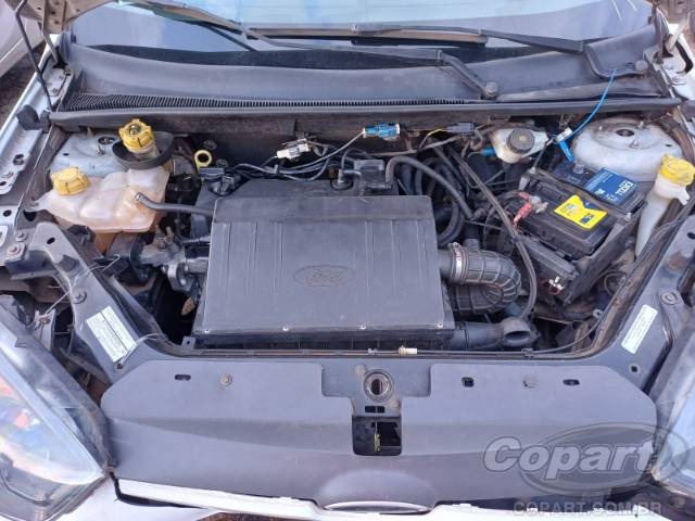 2013 FORD FIESTA 
