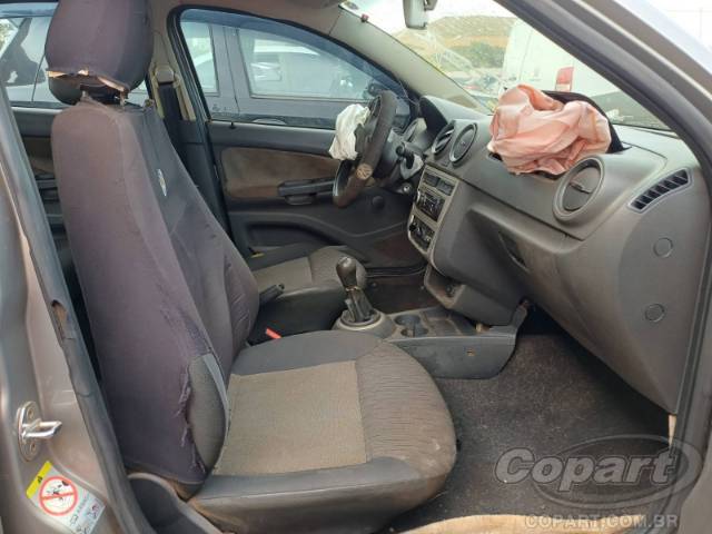 2014 VOLKSWAGEN VOYAGE 