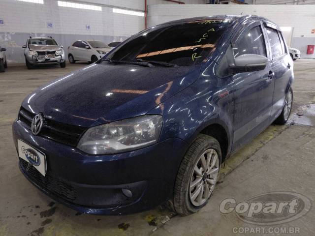 2014 VOLKSWAGEN FOX 