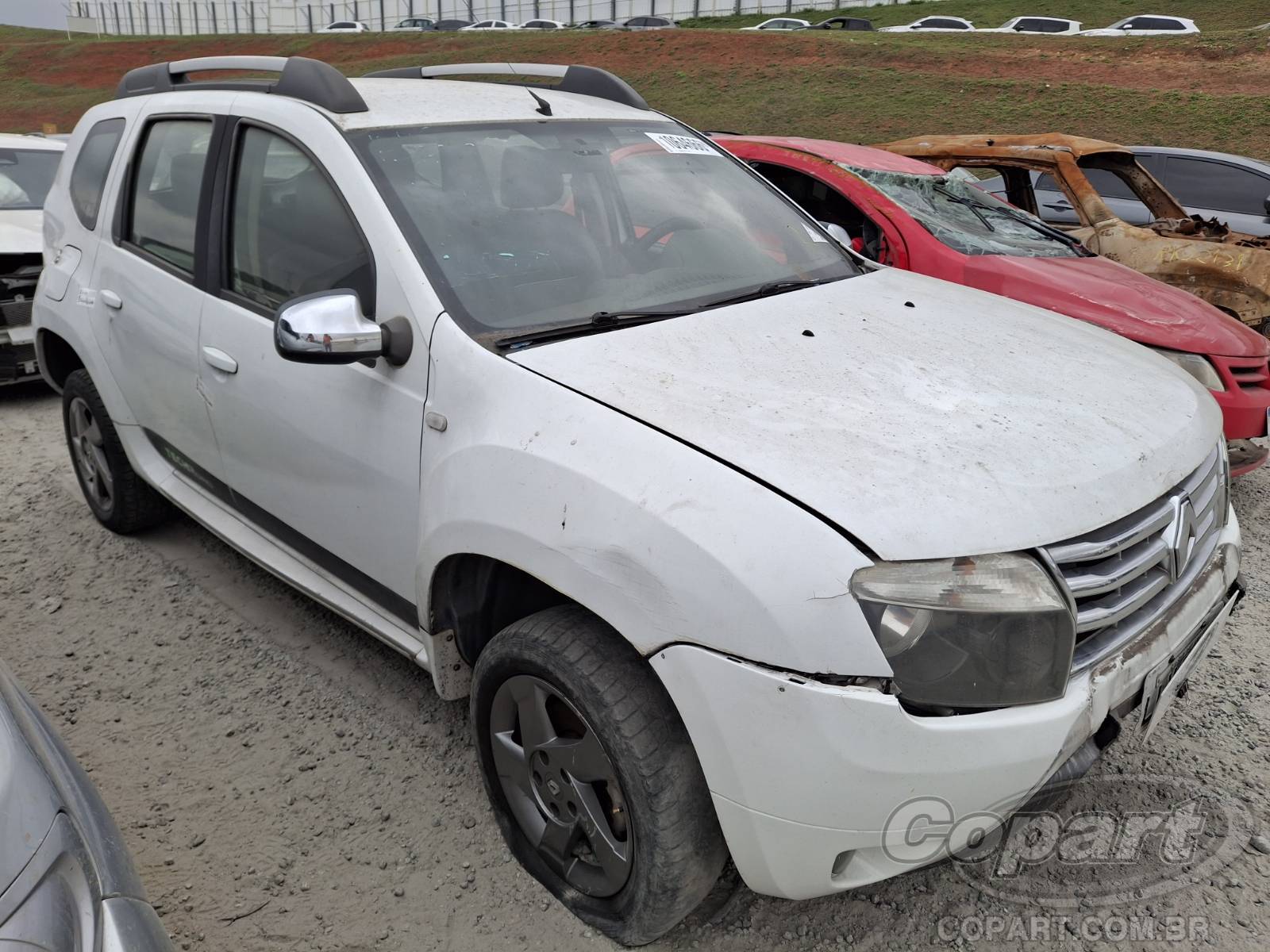 Veículo Renault Duster RENAULT DUSTER Dynamique 2.0 16V 2014 Recuperavel 2014 em leilão