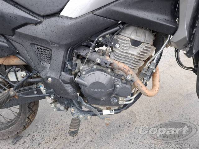 2025 HONDA XRE SAHARA 300 
