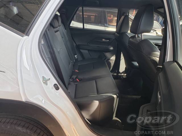 2026 TOYOTA Yaris Cross 