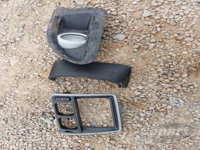 2015 MITSUBISHI PAJERO TR4 