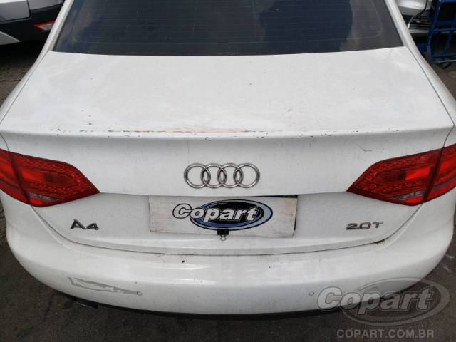 2011 AUDI A4 