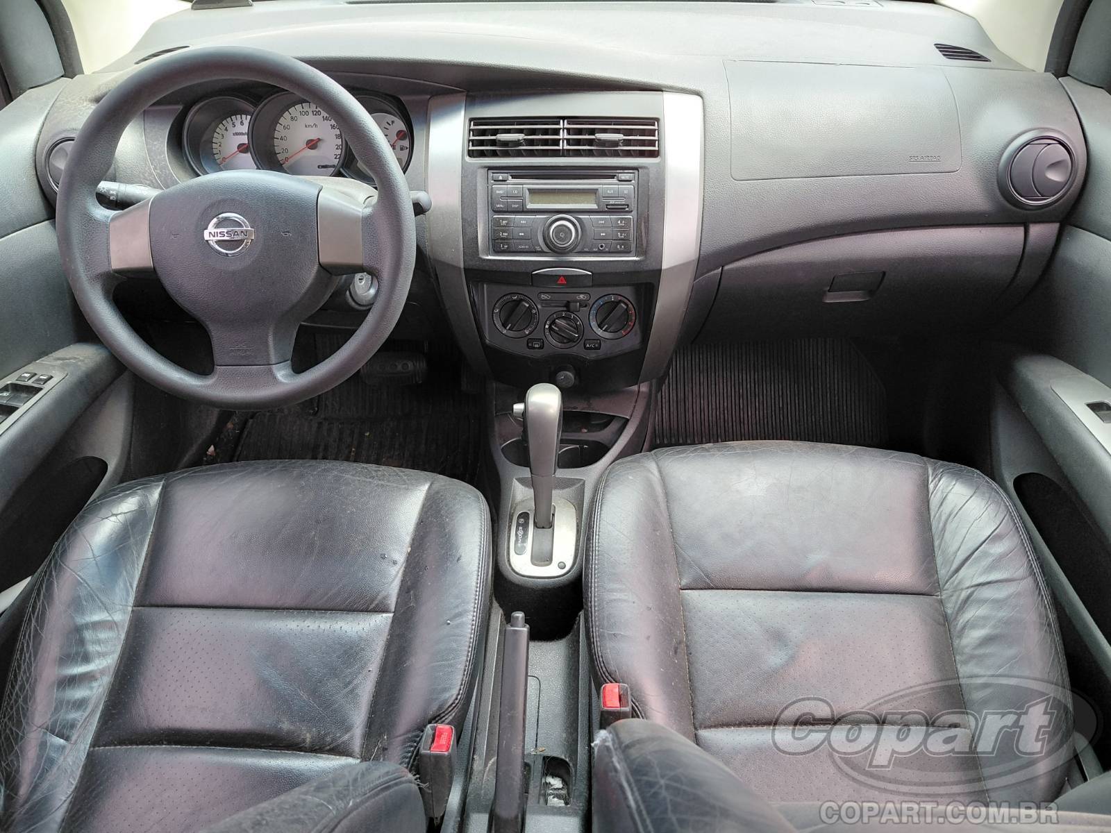 Foto 9 de 10: 2014 NISSAN LIVINA