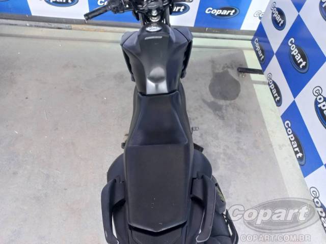 2025 YAMAHA FAZER 