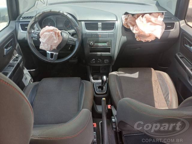 2011 VOLKSWAGEN FOX 