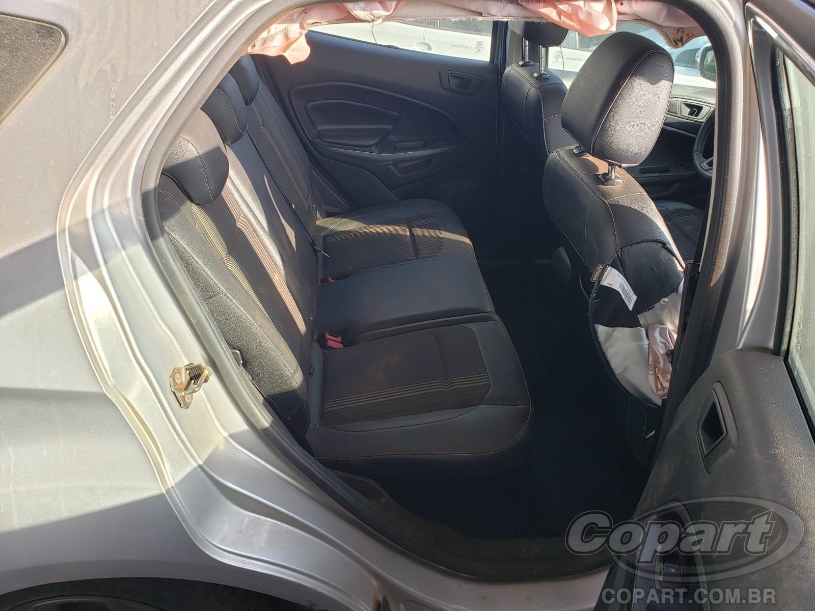 Foto 6 de 13: 2018 FORD ECOSPORT