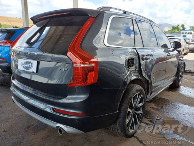 2018 VOLVO XC90 