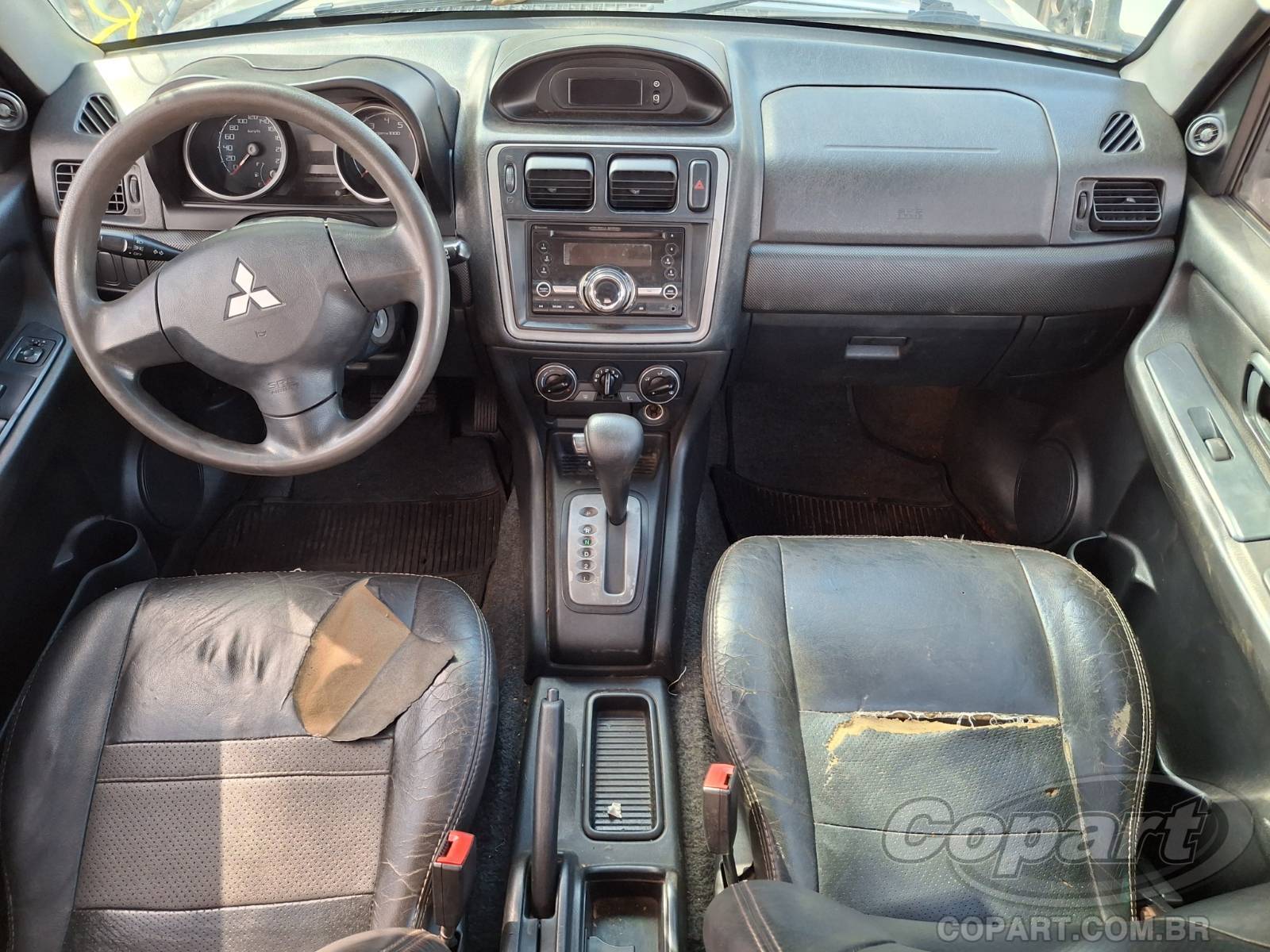 2014 MITSUBISHI PAJERO TR4 — foto 9 de 10
