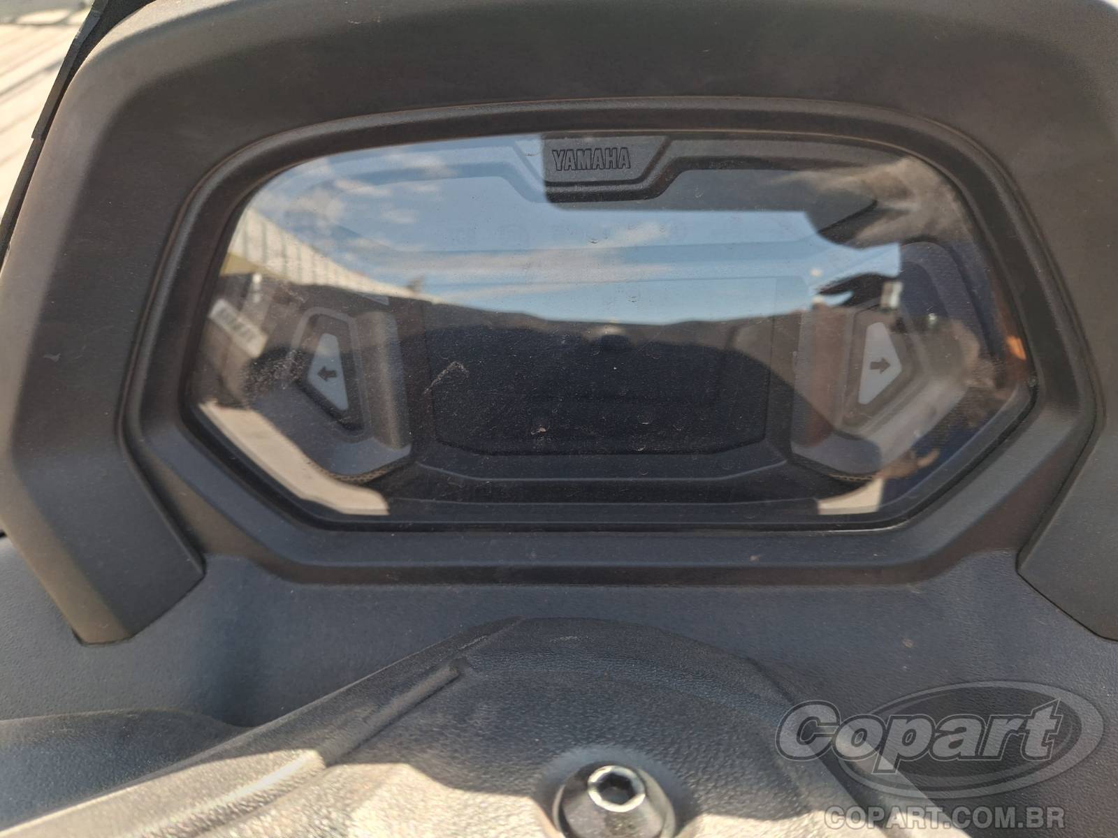 2025 YAMAHA NMAX — foto 9 de 10
