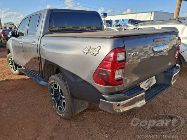 2022 TOYOTA HILUX CD 