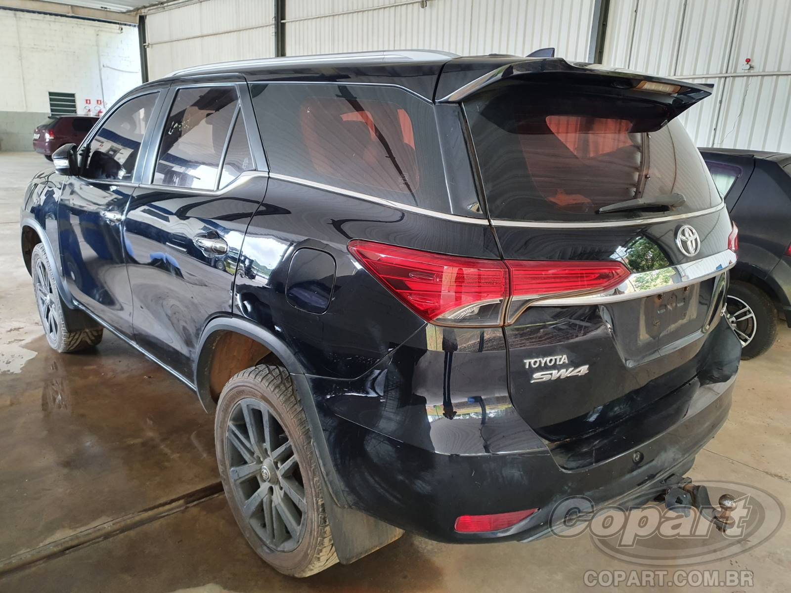 Foto 3: 2017 TOYOTA HILUX SW4 HILUX SW4 SRX 2.8 D-4D TURBO