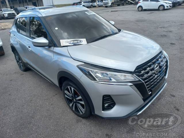 2022 NISSAN KICKS 