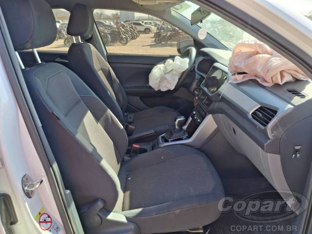 2024 VOLKSWAGEN T-CROSS 
