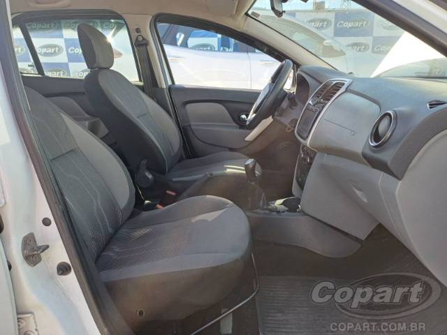 2016 RENAULT LOGAN 