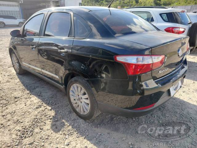 2015 FIAT GRAND SIENA 