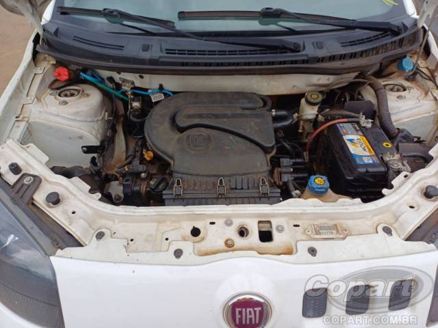 2016 FIAT UNO 