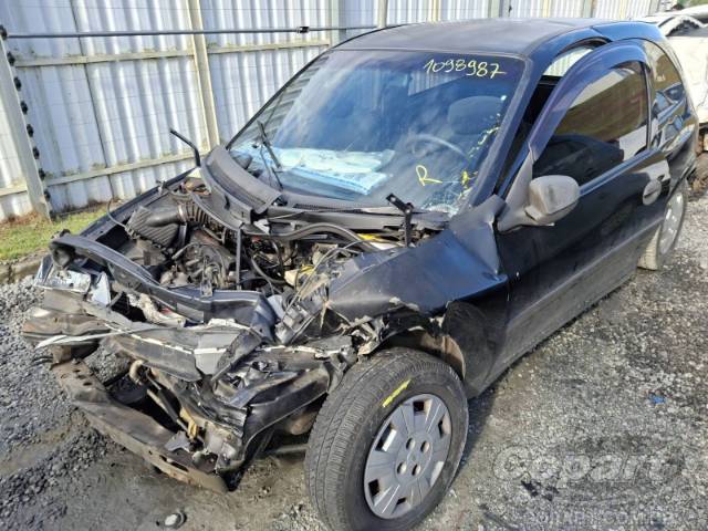 2002 CHEVROLET CELTA 
