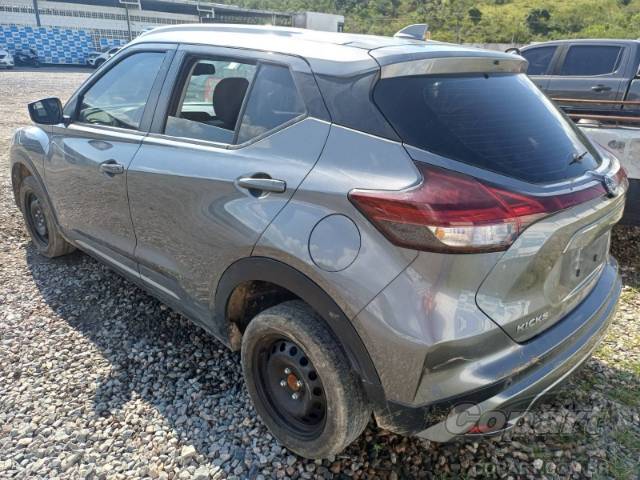 2024 NISSAN KICKS 