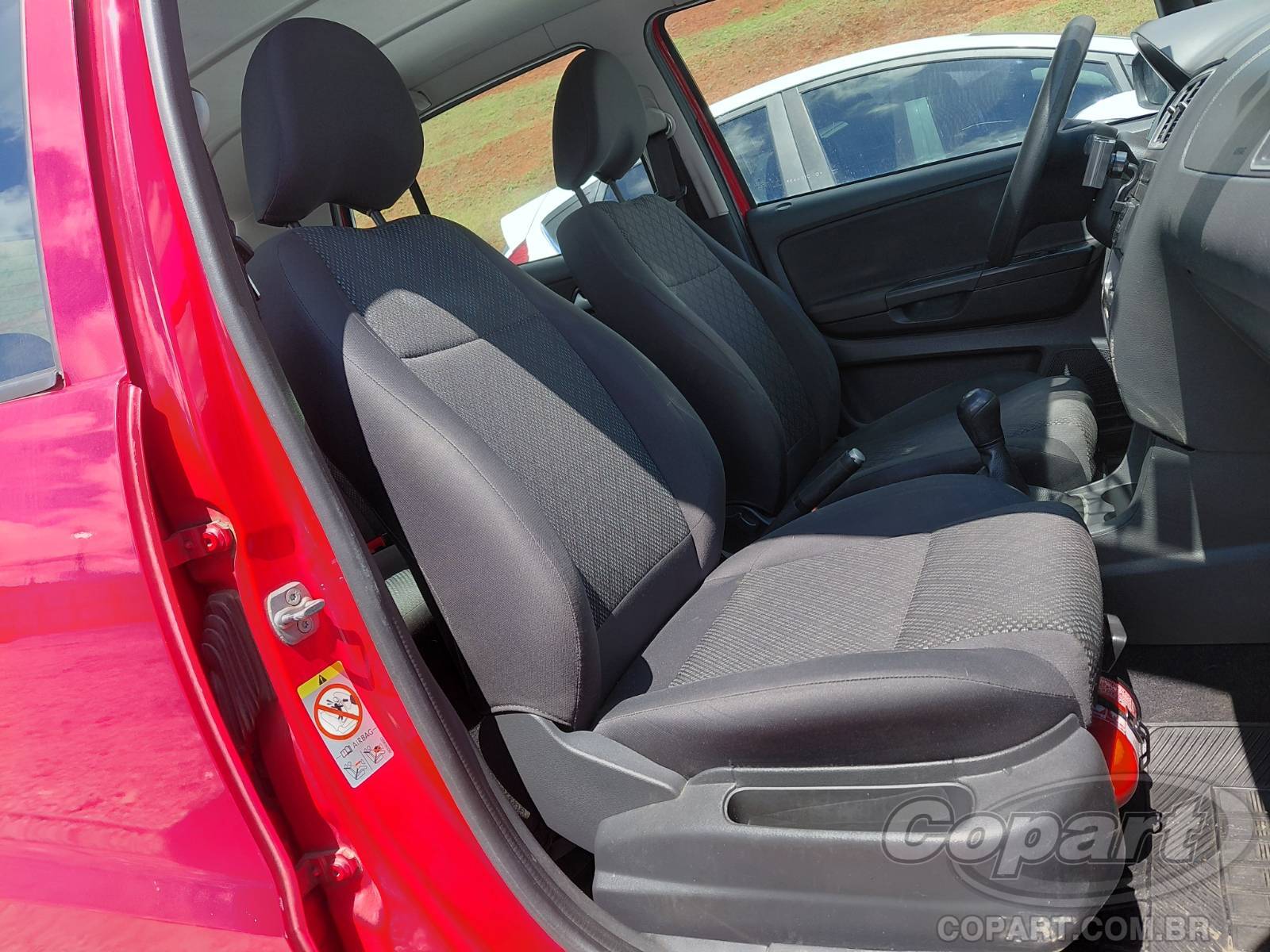 2016 VOLKSWAGEN FOX — foto 5 de 15