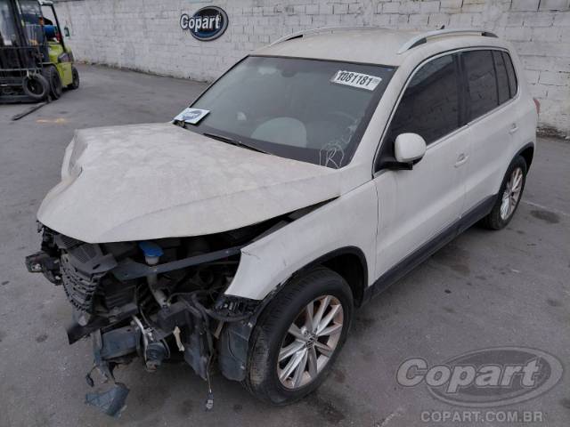 2012 VOLKSWAGEN TIGUAN 
