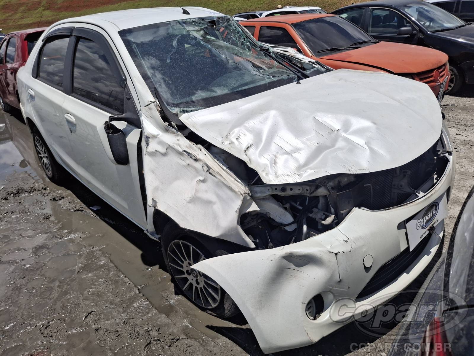 Toyota Etios Seda 1.5 16V 2016