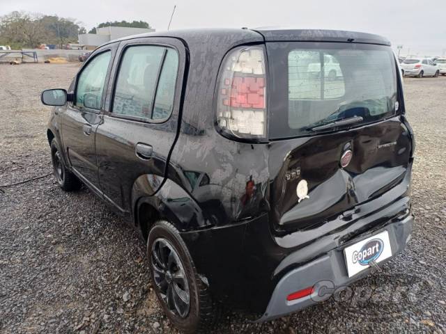 2015 FIAT UNO 