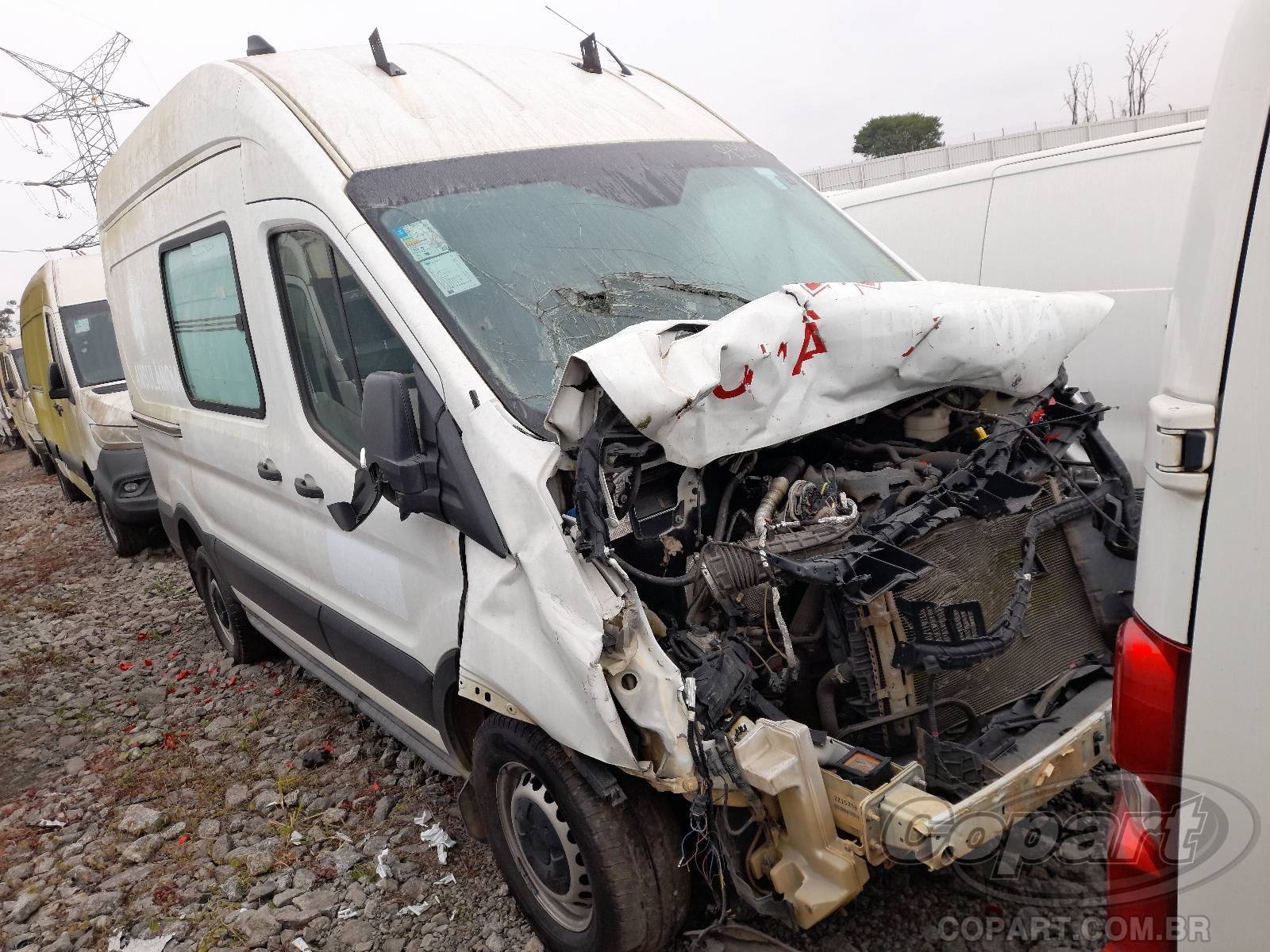 Veículo FORD Transit FORD TRANSIT FURGAO 2022 2023 em leilão