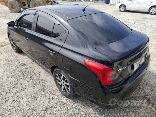 2016 NISSAN VERSA 