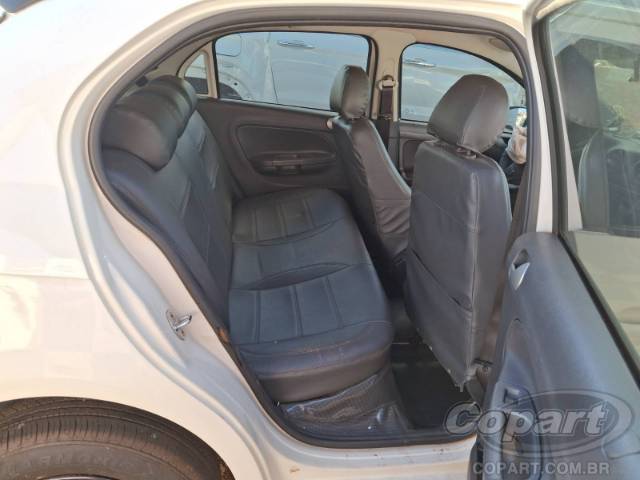 2015 VOLKSWAGEN GOL 