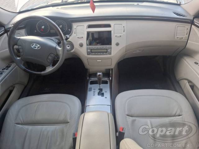2010 HYUNDAI AZERA 