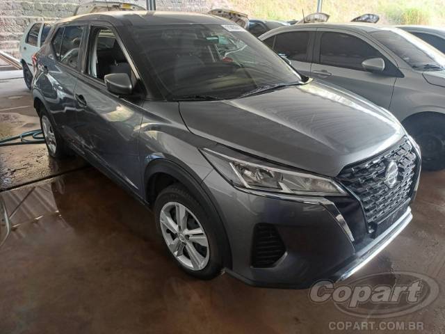 2022 NISSAN KICKS 