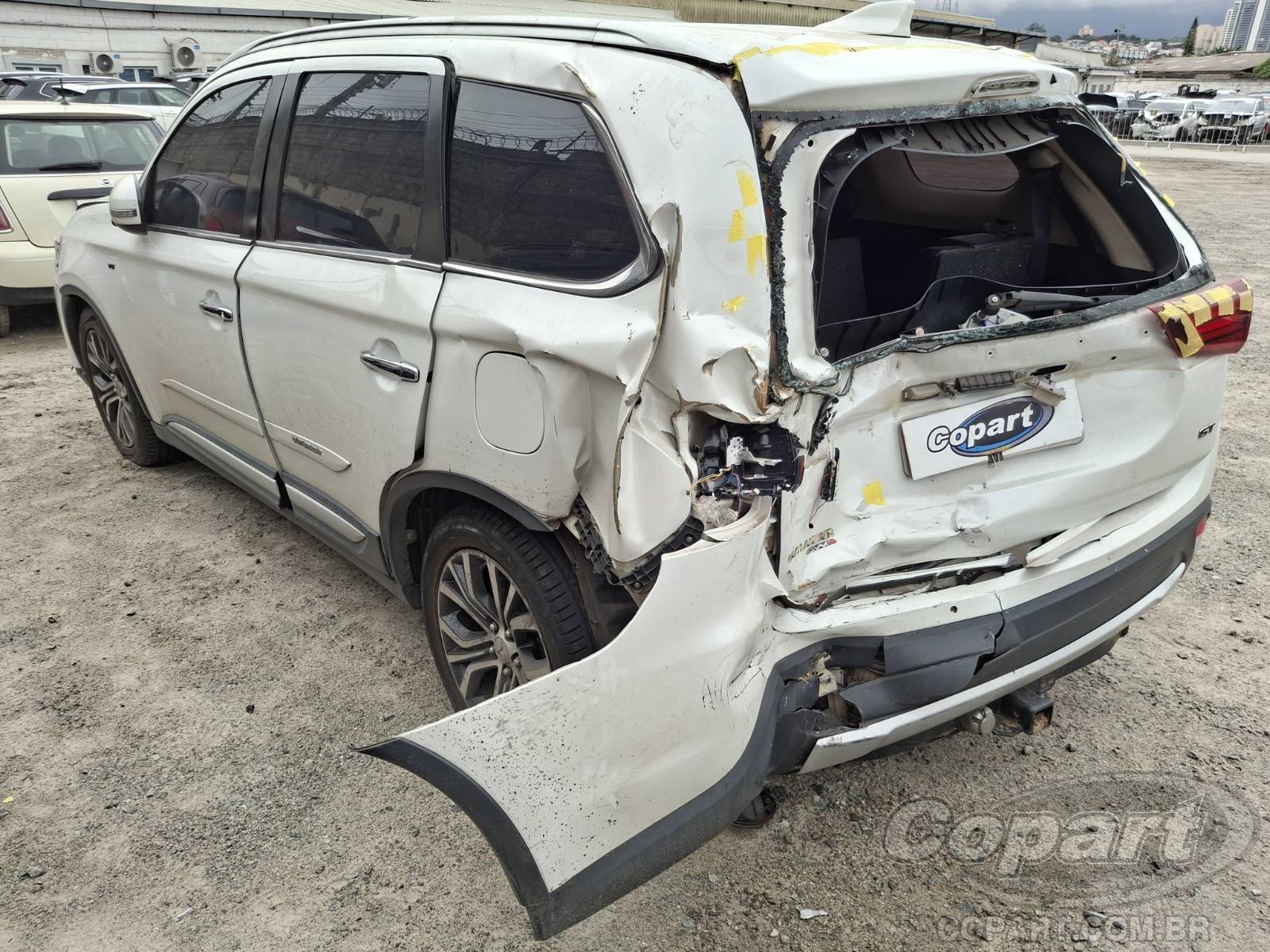 Foto 3: 2018 MITSUBISHI OUTLANDER