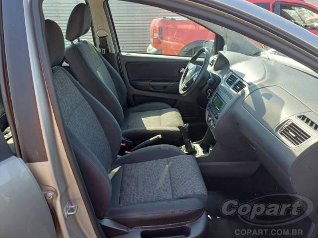 2014 VOLKSWAGEN FOX 