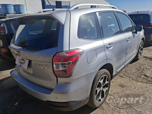 2015 SUBARU FORESTER 