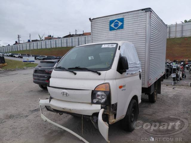 2014 HYUNDAI HR 