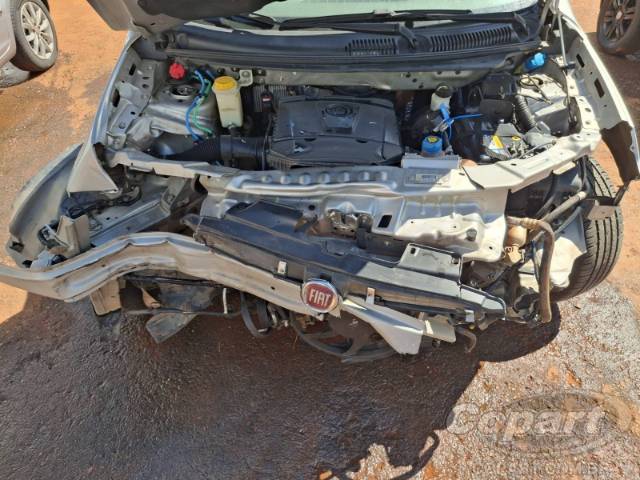 2016 FIAT GRAND SIENA 