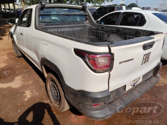 2025 FIAT STRADA 