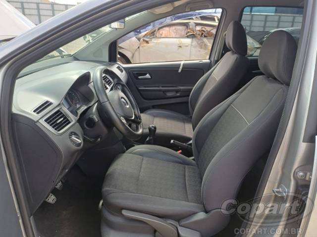 2016 VOLKSWAGEN FOX 