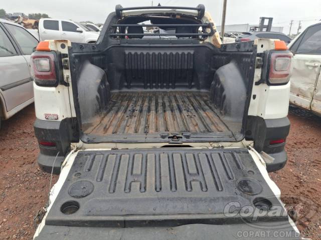 2022 FIAT STRADA 