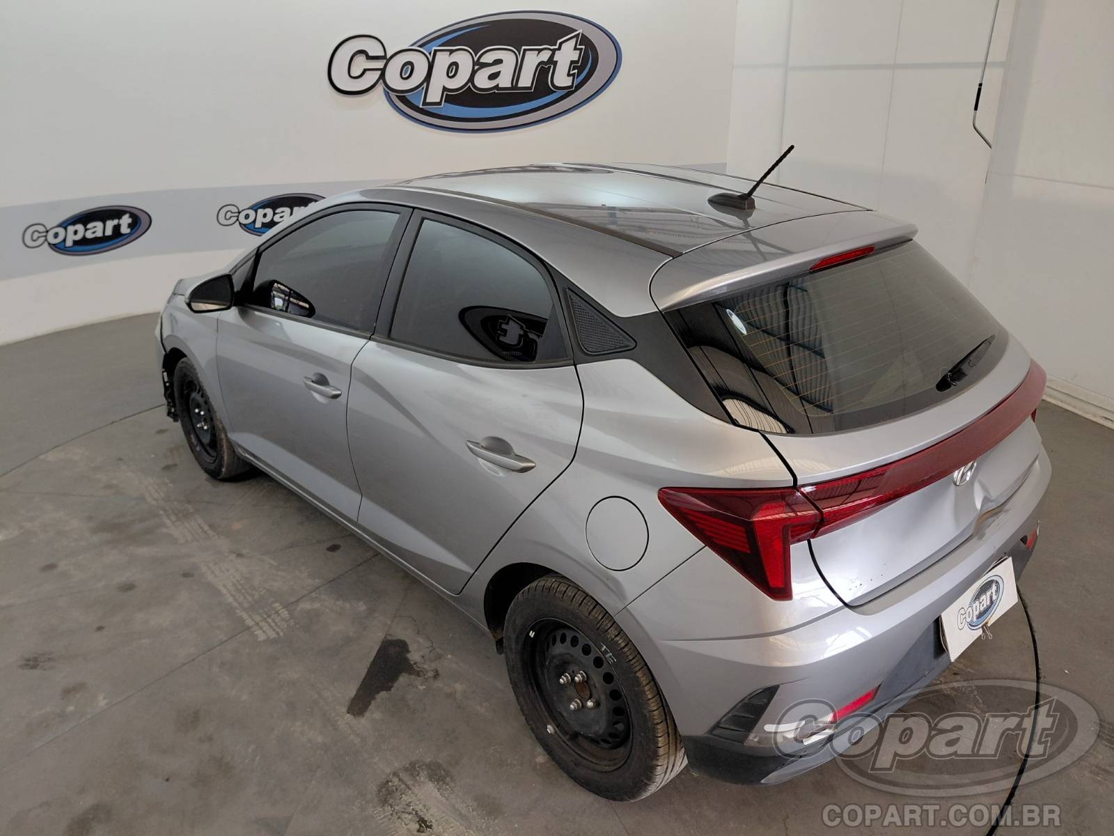 Foto 3: 2024 HYUNDAI HB20