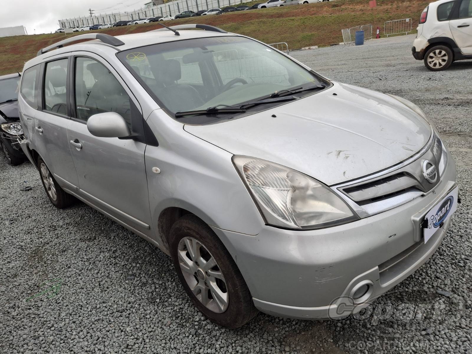2014 NISSAN GRAND LIVINA