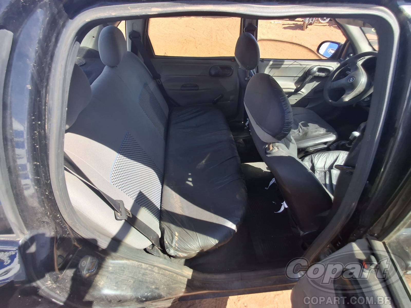 2010 CHEVROLET CLASSIC — foto 6 de 10
