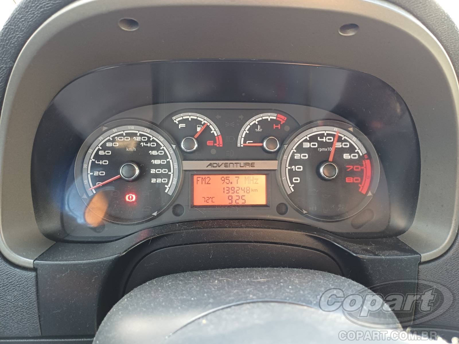 Foto 8 de 11: 2015 FIAT IDEA